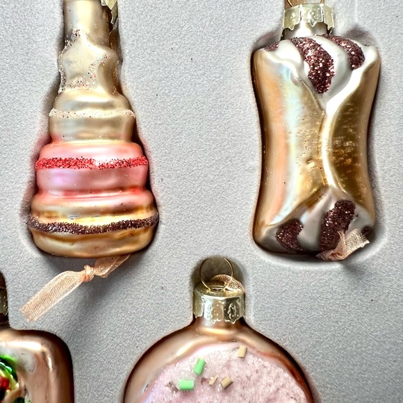 Set of 7 Bakery Sweets Christmas Glass Ornaments Doughnut Strawberry Shortcake - Picture 11 of 12